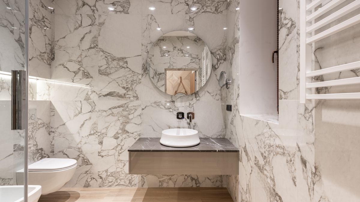 Single-handle faucet and cartridge silhouette